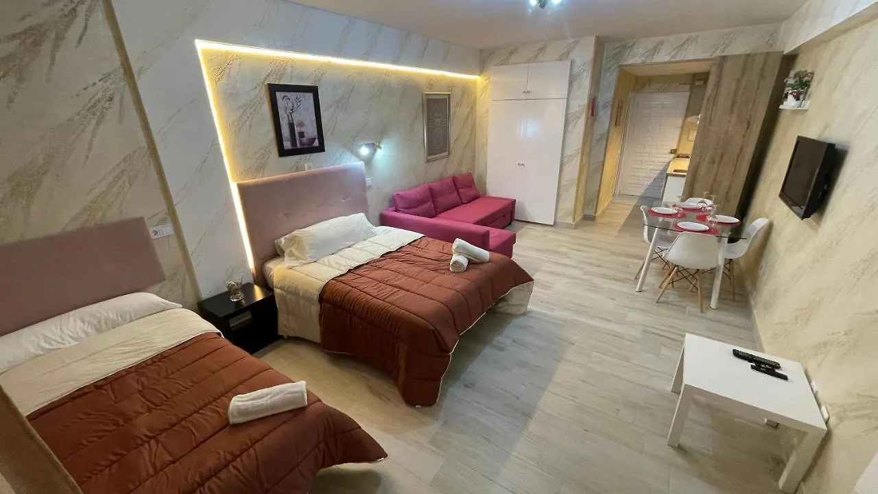 Suite Benal Beach 23 Benalmadena 0*,