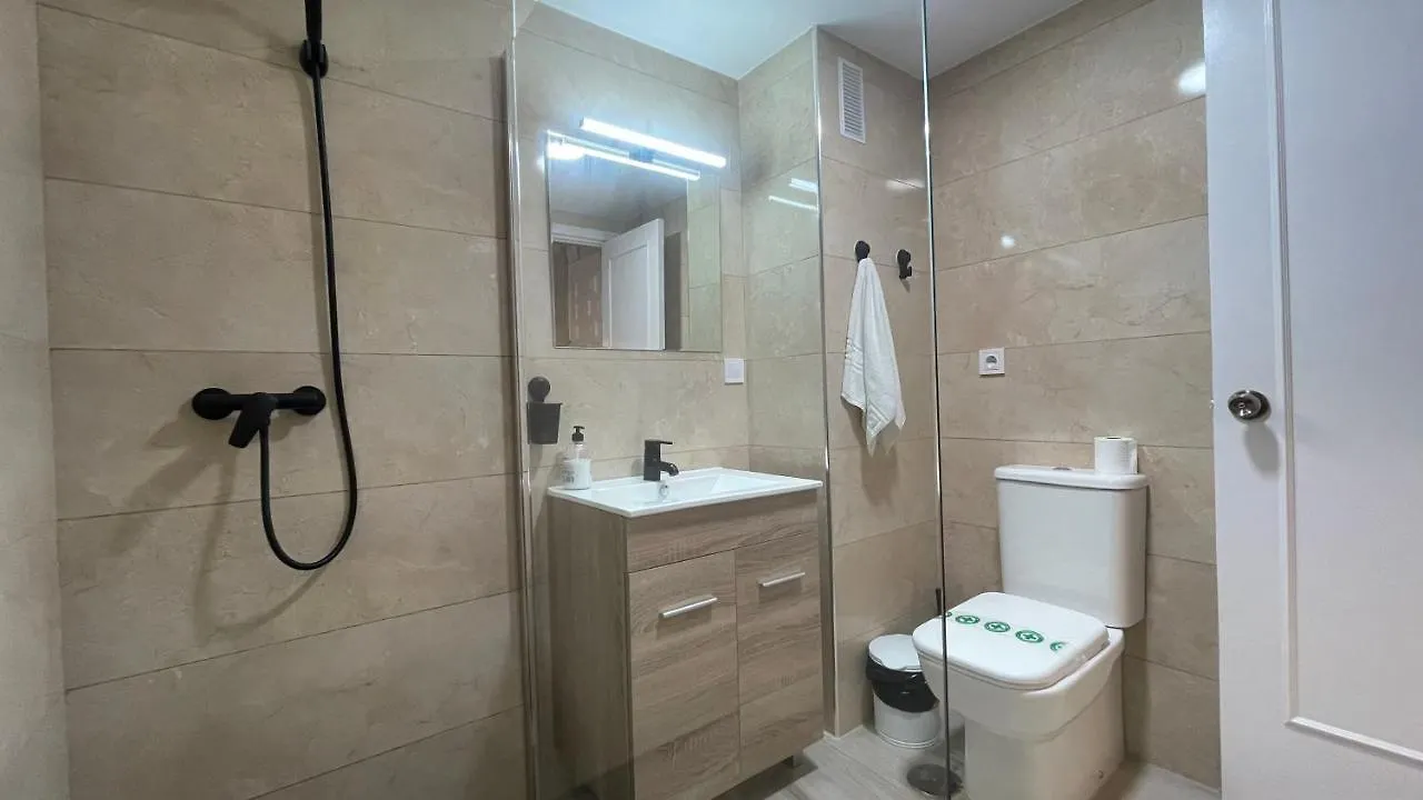 Suite Benal Beach 23 Benalmadena 0*,